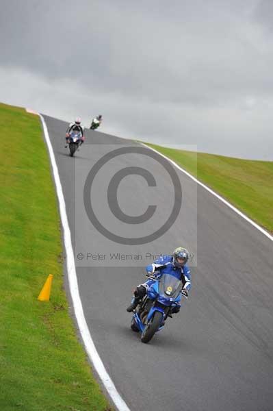 Motorcycle action photographs;cadwell;cadwell park photographs;event digital images;eventdigitalimages;motor racing louth lincolnshire;no limits trackday;peter wileman photography;trackday;trackday digital images;trackday photos