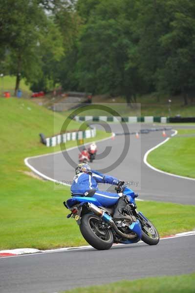 Motorcycle action photographs;cadwell;cadwell park photographs;event digital images;eventdigitalimages;motor racing louth lincolnshire;no limits trackday;peter wileman photography;trackday;trackday digital images;trackday photos