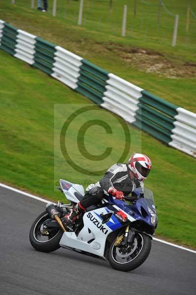 Motorcycle action photographs;cadwell;cadwell park photographs;event digital images;eventdigitalimages;motor racing louth lincolnshire;no limits trackday;peter wileman photography;trackday;trackday digital images;trackday photos