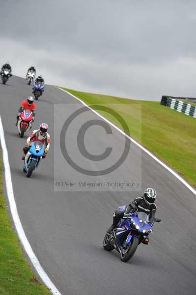 Motorcycle action photographs;cadwell;cadwell park photographs;event digital images;eventdigitalimages;motor racing louth lincolnshire;no limits trackday;peter wileman photography;trackday;trackday digital images;trackday photos