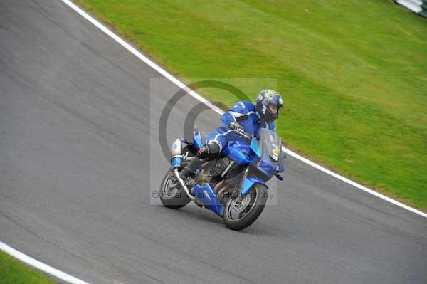 Motorcycle action photographs;cadwell;cadwell park photographs;event digital images;eventdigitalimages;motor racing louth lincolnshire;no limits trackday;peter wileman photography;trackday;trackday digital images;trackday photos