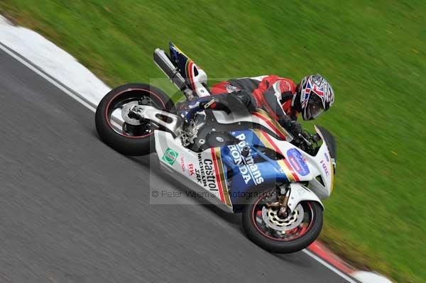 Motorcycle action photographs;cadwell;cadwell park photographs;event digital images;eventdigitalimages;motor racing louth lincolnshire;no limits trackday;peter wileman photography;trackday;trackday digital images;trackday photos