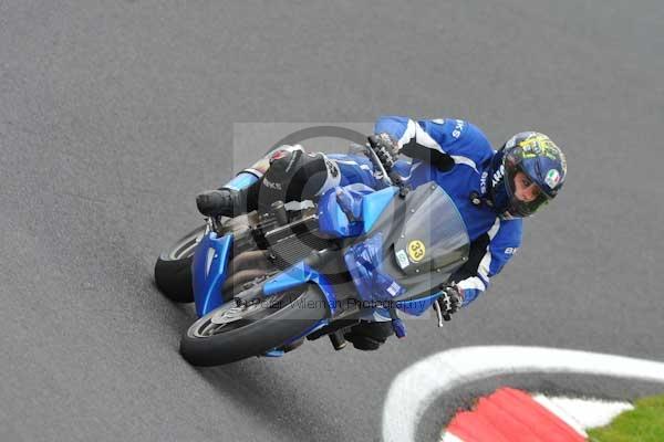 Motorcycle action photographs;cadwell;cadwell park photographs;event digital images;eventdigitalimages;motor racing louth lincolnshire;no limits trackday;peter wileman photography;trackday;trackday digital images;trackday photos