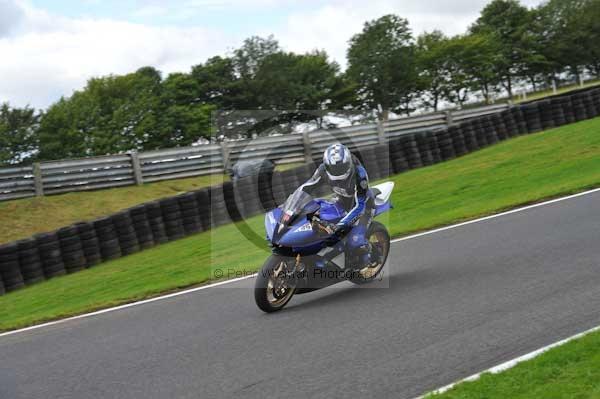 Motorcycle action photographs;cadwell;cadwell park photographs;event digital images;eventdigitalimages;motor racing louth lincolnshire;no limits trackday;peter wileman photography;trackday;trackday digital images;trackday photos