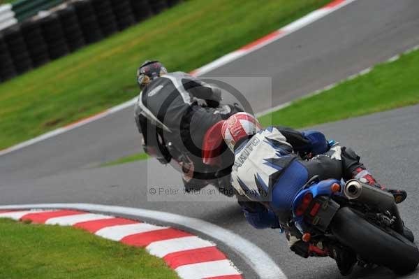Motorcycle action photographs;cadwell;cadwell park photographs;event digital images;eventdigitalimages;motor racing louth lincolnshire;no limits trackday;peter wileman photography;trackday;trackday digital images;trackday photos