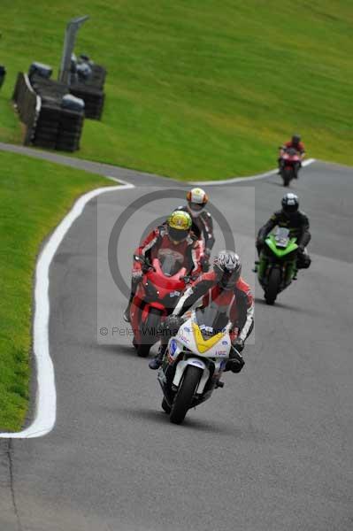 Motorcycle action photographs;cadwell;cadwell park photographs;event digital images;eventdigitalimages;motor racing louth lincolnshire;no limits trackday;peter wileman photography;trackday;trackday digital images;trackday photos