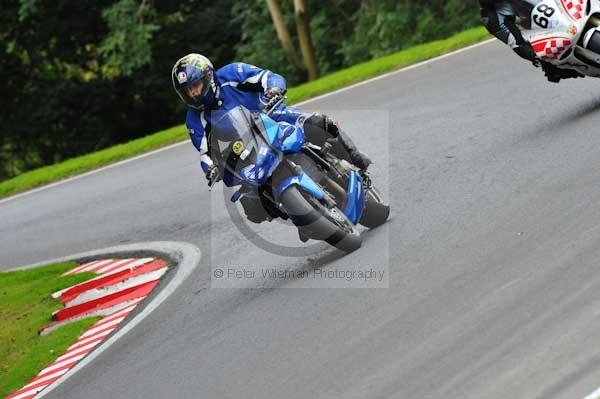 Motorcycle action photographs;cadwell;cadwell park photographs;event digital images;eventdigitalimages;motor racing louth lincolnshire;no limits trackday;peter wileman photography;trackday;trackday digital images;trackday photos