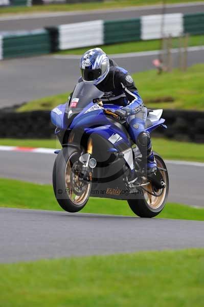 Motorcycle action photographs;cadwell;cadwell park photographs;event digital images;eventdigitalimages;motor racing louth lincolnshire;no limits trackday;peter wileman photography;trackday;trackday digital images;trackday photos