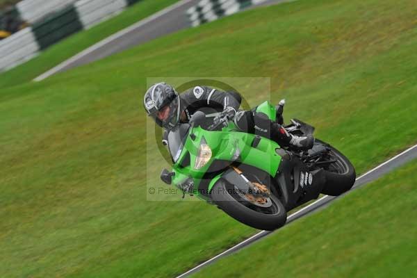 Motorcycle action photographs;cadwell;cadwell park photographs;event digital images;eventdigitalimages;motor racing louth lincolnshire;no limits trackday;peter wileman photography;trackday;trackday digital images;trackday photos