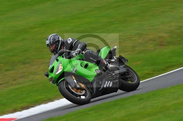 Motorcycle action photographs;cadwell;cadwell park photographs;event digital images;eventdigitalimages;motor racing louth lincolnshire;no limits trackday;peter wileman photography;trackday;trackday digital images;trackday photos