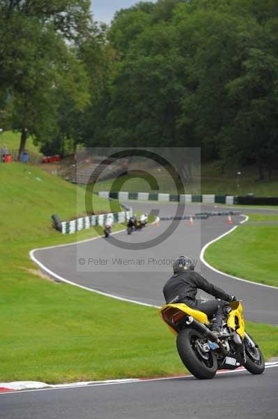 Motorcycle action photographs;cadwell;cadwell park photographs;event digital images;eventdigitalimages;motor racing louth lincolnshire;no limits trackday;peter wileman photography;trackday;trackday digital images;trackday photos