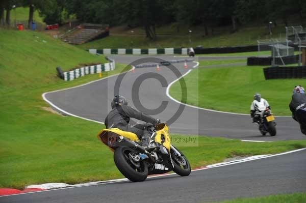 Motorcycle action photographs;cadwell;cadwell park photographs;event digital images;eventdigitalimages;motor racing louth lincolnshire;no limits trackday;peter wileman photography;trackday;trackday digital images;trackday photos