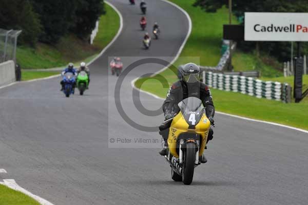 Motorcycle action photographs;cadwell;cadwell park photographs;event digital images;eventdigitalimages;motor racing louth lincolnshire;no limits trackday;peter wileman photography;trackday;trackday digital images;trackday photos