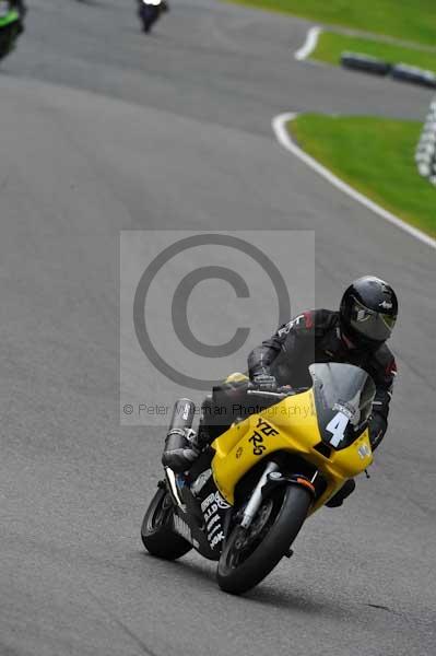 Motorcycle action photographs;cadwell;cadwell park photographs;event digital images;eventdigitalimages;motor racing louth lincolnshire;no limits trackday;peter wileman photography;trackday;trackday digital images;trackday photos