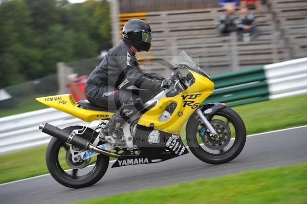 Motorcycle action photographs;cadwell;cadwell park photographs;event digital images;eventdigitalimages;motor racing louth lincolnshire;no limits trackday;peter wileman photography;trackday;trackday digital images;trackday photos