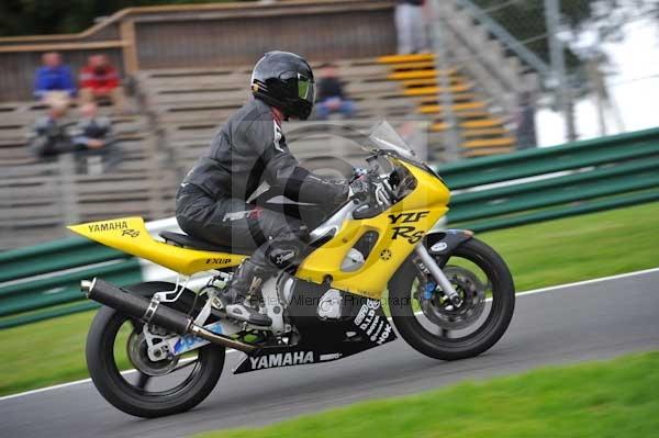 Motorcycle action photographs;cadwell;cadwell park photographs;event digital images;eventdigitalimages;motor racing louth lincolnshire;no limits trackday;peter wileman photography;trackday;trackday digital images;trackday photos