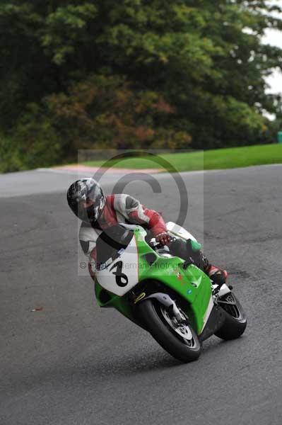 Motorcycle action photographs;cadwell;cadwell park photographs;event digital images;eventdigitalimages;motor racing louth lincolnshire;no limits trackday;peter wileman photography;trackday;trackday digital images;trackday photos