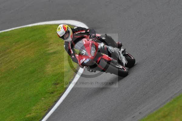 Motorcycle action photographs;cadwell;cadwell park photographs;event digital images;eventdigitalimages;motor racing louth lincolnshire;no limits trackday;peter wileman photography;trackday;trackday digital images;trackday photos