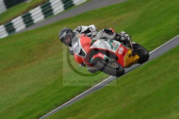 Motorcycle action photographs;cadwell;cadwell park photographs;event digital images;eventdigitalimages;motor racing louth lincolnshire;no limits trackday;peter wileman photography;trackday;trackday digital images;trackday photos