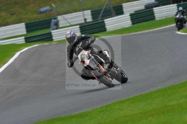 Motorcycle action photographs;cadwell;cadwell park photographs;event digital images;eventdigitalimages;motor racing louth lincolnshire;no limits trackday;peter wileman photography;trackday;trackday digital images;trackday photos