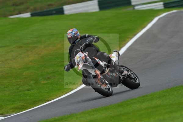 Motorcycle action photographs;cadwell;cadwell park photographs;event digital images;eventdigitalimages;motor racing louth lincolnshire;no limits trackday;peter wileman photography;trackday;trackday digital images;trackday photos