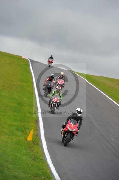 Motorcycle action photographs;cadwell;cadwell park photographs;event digital images;eventdigitalimages;motor racing louth lincolnshire;no limits trackday;peter wileman photography;trackday;trackday digital images;trackday photos