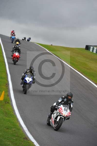 Motorcycle action photographs;cadwell;cadwell park photographs;event digital images;eventdigitalimages;motor racing louth lincolnshire;no limits trackday;peter wileman photography;trackday;trackday digital images;trackday photos