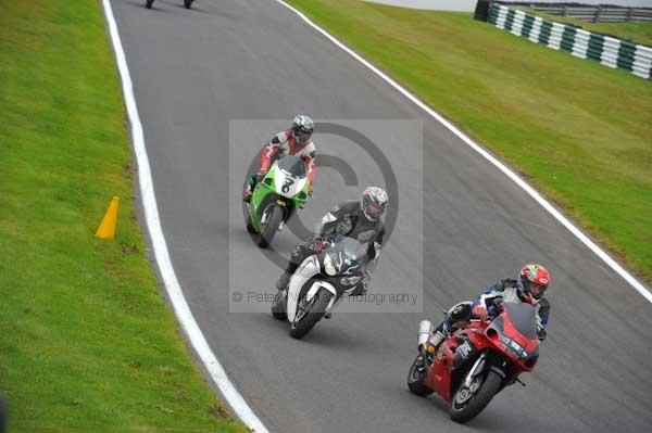 Motorcycle action photographs;cadwell;cadwell park photographs;event digital images;eventdigitalimages;motor racing louth lincolnshire;no limits trackday;peter wileman photography;trackday;trackday digital images;trackday photos