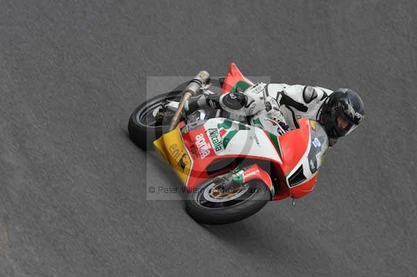 Motorcycle action photographs;cadwell;cadwell park photographs;event digital images;eventdigitalimages;motor racing louth lincolnshire;no limits trackday;peter wileman photography;trackday;trackday digital images;trackday photos