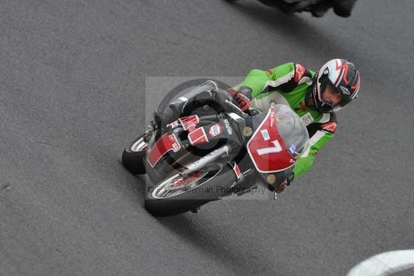 Motorcycle action photographs;cadwell;cadwell park photographs;event digital images;eventdigitalimages;motor racing louth lincolnshire;no limits trackday;peter wileman photography;trackday;trackday digital images;trackday photos