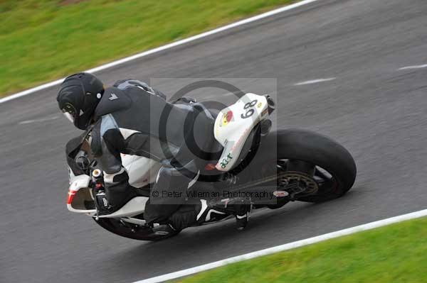 Motorcycle action photographs;cadwell;cadwell park photographs;event digital images;eventdigitalimages;motor racing louth lincolnshire;no limits trackday;peter wileman photography;trackday;trackday digital images;trackday photos