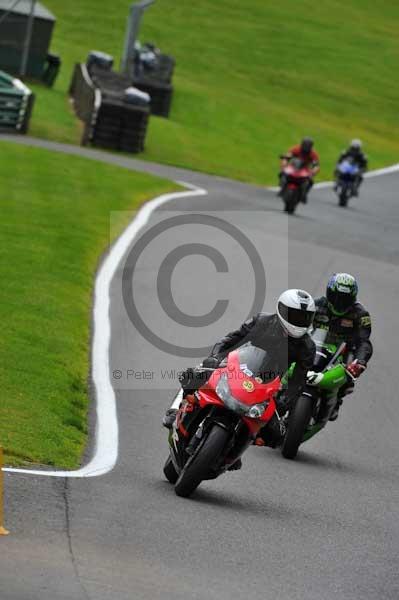 Motorcycle action photographs;cadwell;cadwell park photographs;event digital images;eventdigitalimages;motor racing louth lincolnshire;no limits trackday;peter wileman photography;trackday;trackday digital images;trackday photos