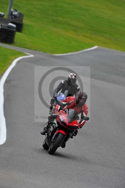 Motorcycle action photographs;cadwell;cadwell park photographs;event digital images;eventdigitalimages;motor racing louth lincolnshire;no limits trackday;peter wileman photography;trackday;trackday digital images;trackday photos