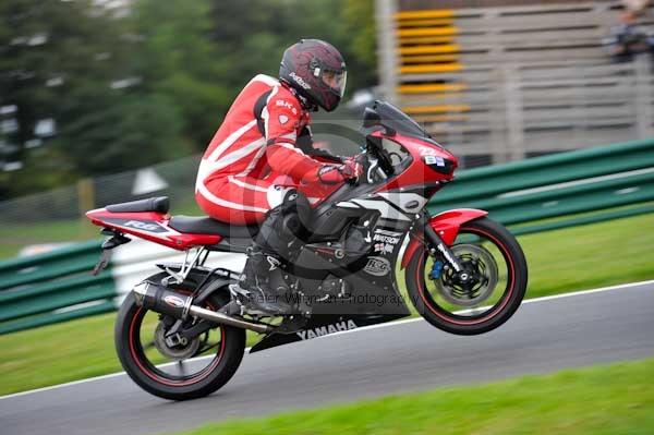 Motorcycle action photographs;cadwell;cadwell park photographs;event digital images;eventdigitalimages;motor racing louth lincolnshire;no limits trackday;peter wileman photography;trackday;trackday digital images;trackday photos