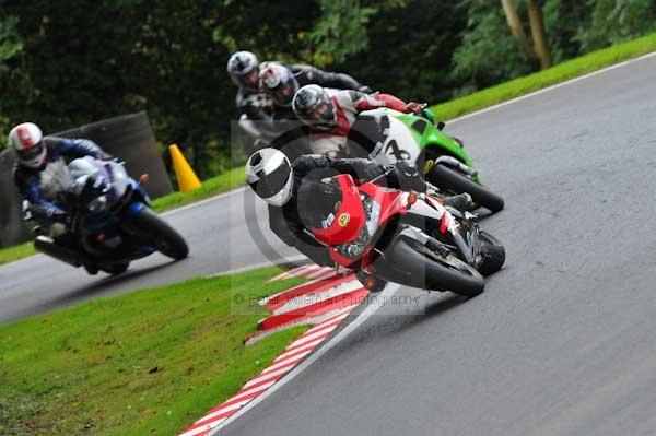 Motorcycle action photographs;cadwell;cadwell park photographs;event digital images;eventdigitalimages;motor racing louth lincolnshire;no limits trackday;peter wileman photography;trackday;trackday digital images;trackday photos