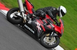 Motorcycle-action-photographs;cadwell;cadwell-park-photographs;event-digital-images;eventdigitalimages;motor-racing-louth-lincolnshire;no-limits-trackday;peter-wileman-photography;trackday;trackday-digital-images;trackday-photos