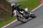 Motorcycle-action-photographs;cadwell;cadwell-park-photographs;event-digital-images;eventdigitalimages;motor-racing-louth-lincolnshire;no-limits-trackday;peter-wileman-photography;trackday;trackday-digital-images;trackday-photos
