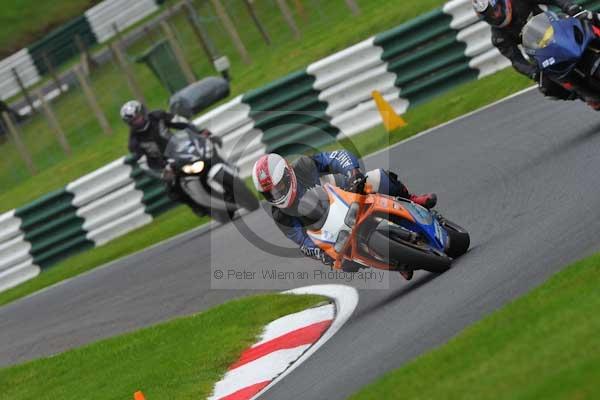 Motorcycle action photographs;cadwell;cadwell park photographs;event digital images;eventdigitalimages;motor racing louth lincolnshire;no limits trackday;peter wileman photography;trackday;trackday digital images;trackday photos