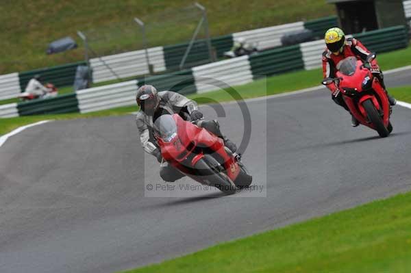 Motorcycle action photographs;cadwell;cadwell park photographs;event digital images;eventdigitalimages;motor racing louth lincolnshire;no limits trackday;peter wileman photography;trackday;trackday digital images;trackday photos