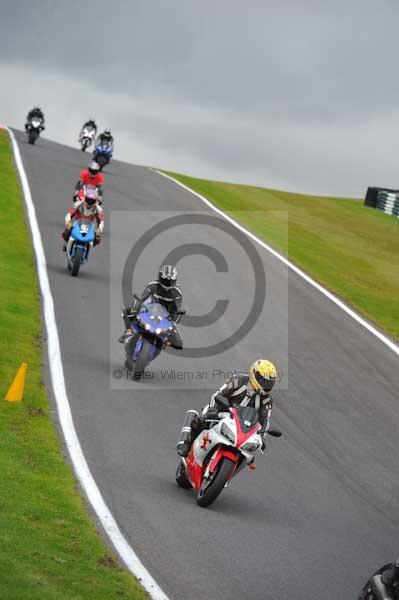 Motorcycle action photographs;cadwell;cadwell park photographs;event digital images;eventdigitalimages;motor racing louth lincolnshire;no limits trackday;peter wileman photography;trackday;trackday digital images;trackday photos