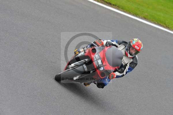 Motorcycle action photographs;cadwell;cadwell park photographs;event digital images;eventdigitalimages;motor racing louth lincolnshire;no limits trackday;peter wileman photography;trackday;trackday digital images;trackday photos