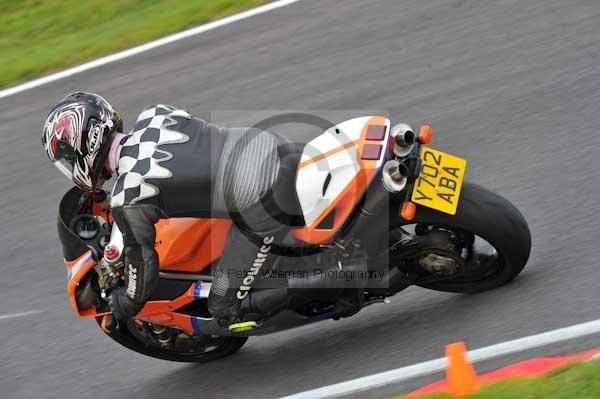 Motorcycle action photographs;cadwell;cadwell park photographs;event digital images;eventdigitalimages;motor racing louth lincolnshire;no limits trackday;peter wileman photography;trackday;trackday digital images;trackday photos