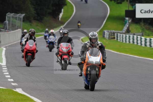 Motorcycle action photographs;cadwell;cadwell park photographs;event digital images;eventdigitalimages;motor racing louth lincolnshire;no limits trackday;peter wileman photography;trackday;trackday digital images;trackday photos