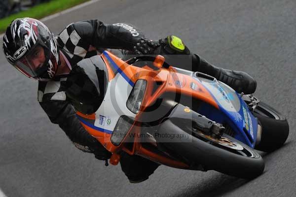 Motorcycle action photographs;cadwell;cadwell park photographs;event digital images;eventdigitalimages;motor racing louth lincolnshire;no limits trackday;peter wileman photography;trackday;trackday digital images;trackday photos