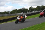 Motorcycle-action-photographs;cadwell;cadwell-park-photographs;event-digital-images;eventdigitalimages;motor-racing-louth-lincolnshire;no-limits-trackday;peter-wileman-photography;trackday;trackday-digital-images;trackday-photos