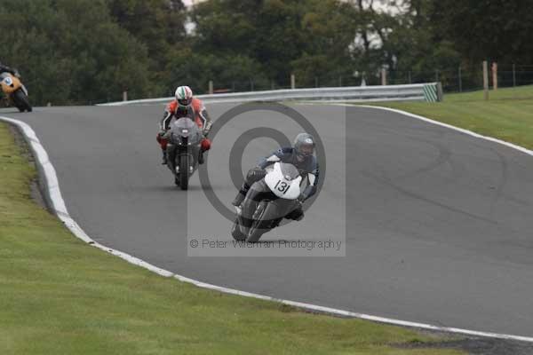 Motorcycle action photographs;event digital images;eventdigitalimages;no limits trackday;oulton park;oulton park circuit cheshire;oulton park photographs;peter wileman photography;trackday;trackday digital images;trackday photos