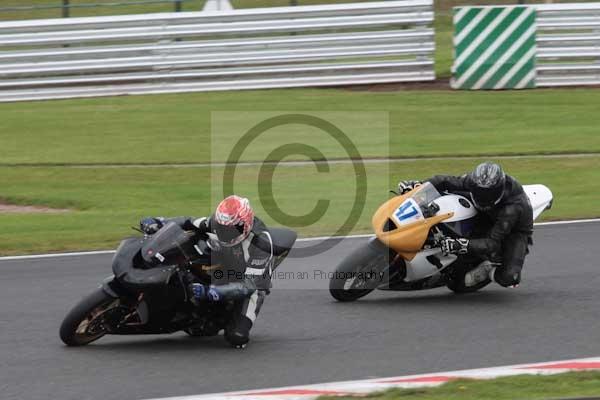 Motorcycle action photographs;event digital images;eventdigitalimages;no limits trackday;oulton park;oulton park circuit cheshire;oulton park photographs;peter wileman photography;trackday;trackday digital images;trackday photos