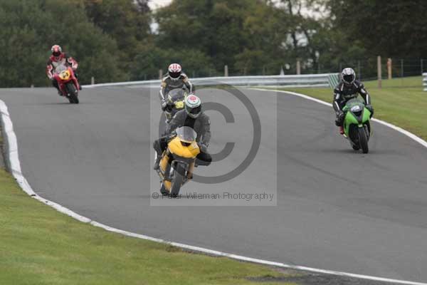 Motorcycle action photographs;event digital images;eventdigitalimages;no limits trackday;oulton park;oulton park circuit cheshire;oulton park photographs;peter wileman photography;trackday;trackday digital images;trackday photos