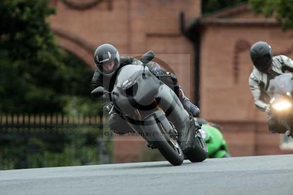 Motorcycle action photographs;event digital images;eventdigitalimages;no limits trackday;oulton park;oulton park circuit cheshire;oulton park photographs;peter wileman photography;trackday;trackday digital images;trackday photos