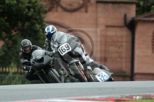 Motorcycle action photographs;event digital images;eventdigitalimages;no limits trackday;oulton park;oulton park circuit cheshire;oulton park photographs;peter wileman photography;trackday;trackday digital images;trackday photos